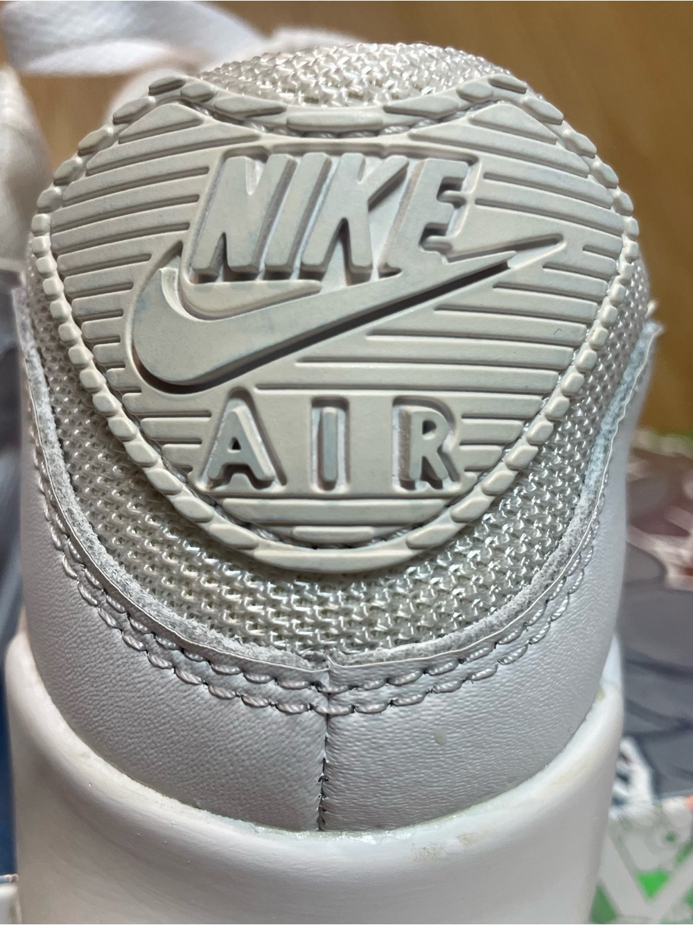 Nike Air Max 90 Triple White Sneakers Women Size 8 Low Top Shoes CQ2560-100 - Picture 4 of 13